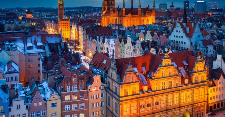 Historic City Center Tour Gdansk in German - Should you book this Historic City Center Tour in German?