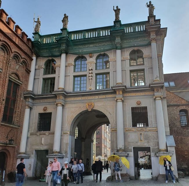 Historic City Center Tour Gdansk in German - FAQ