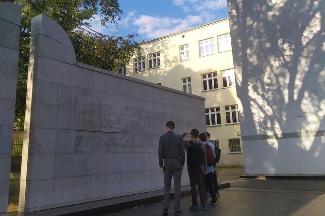 Historical Walking Tour of Jewish Warsaw - Key highlights