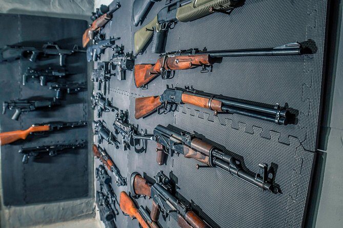 Indoor Shooting Range in Warszawa Package 2 - Entering the Indoor Range in Warsaw (Krakowiaków 80A)