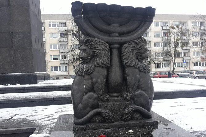 Jewish heritage in Warsaw - Stop 2: Jewish Cemetery (Cmentarz Żydowski) and how to read matzevot
