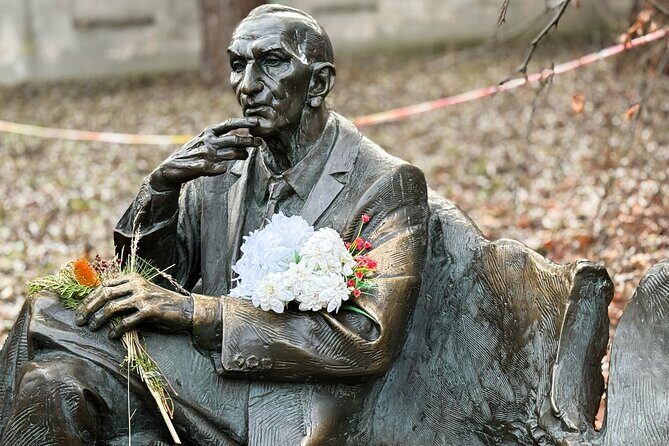 Jewish Quarter and Schindler's Factory Guided Tour in Krakow - Schindler’s Factory Museum: The Included Ticket and How to Use Your Time