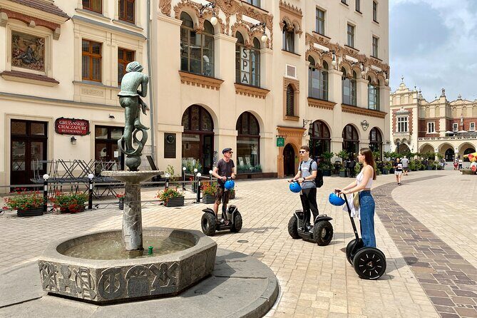 Jewish Quarter (Kazimierz) Segway Tour in Krakow - Rynek Główny by Segway: learning the main square fast