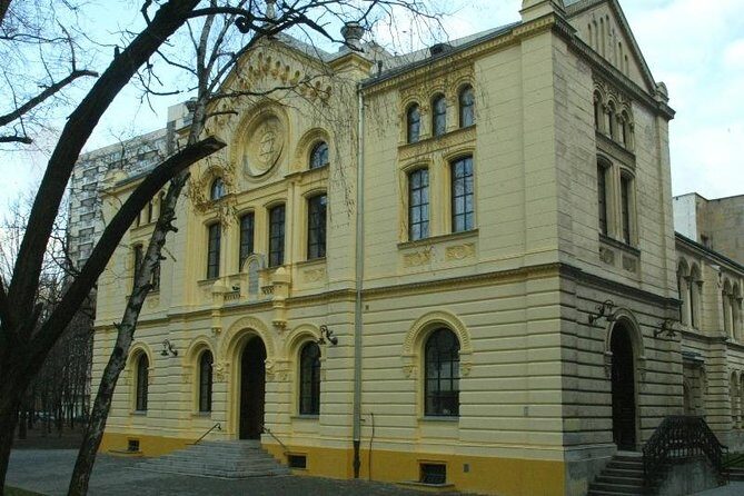 Jewish Warsaw - Why This 3-Hour Jewish Warsaw Walk Works