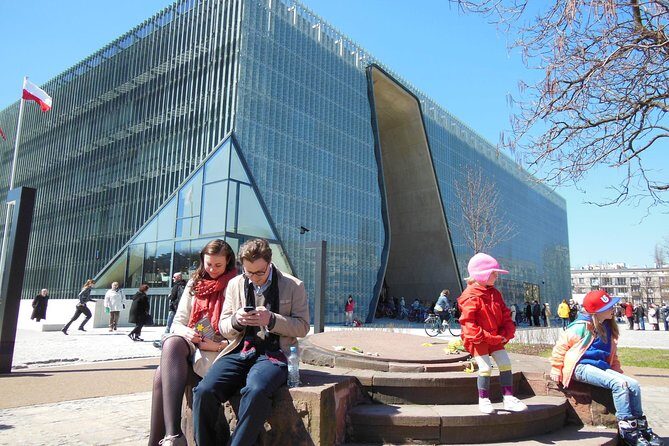Jewish Warsaw - Grzybowski Square: Where You Get Your Mental Map