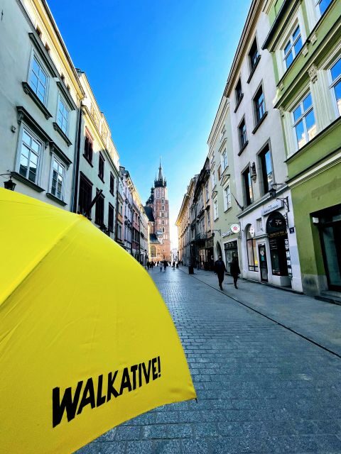 Krakauer old town tour - Archbishopric Palace and the papal window by Johannes Paul II