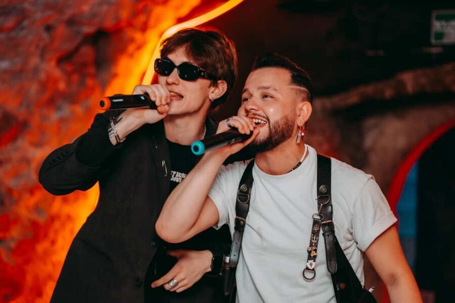Krakow: 6 pm Tipsy Bar Tour With Karaoke+Twist (Thu-Fri-Sat) - Practical tips so you enjoy it more
