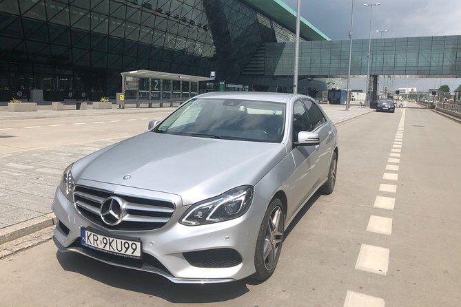 Krakow Airport ↔ Krakow City - Private Transfer - The Car Choice: Mercedes E-Class Feel, Minivan Practicality