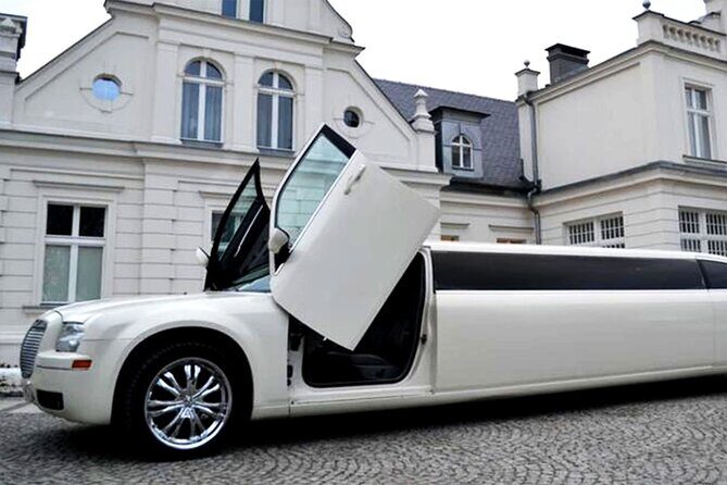 Krakow Airport (KRK) Premium Limo Transfer - Old Town Drop-Off: What the Short Walk Can Mean