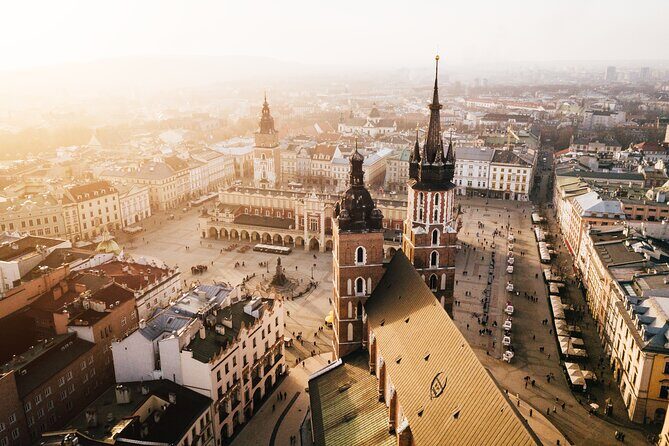 Krakow and Auschwitz Small Group Tour from Warsaw with Lunch - A long day that hits hard and still shows you Krakow