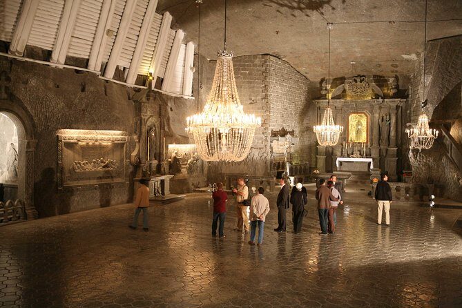 Krakow and Wieliczka Small Group Tour from Warsaw with Lunch - Warsaw pickup and the long ride to Krakow