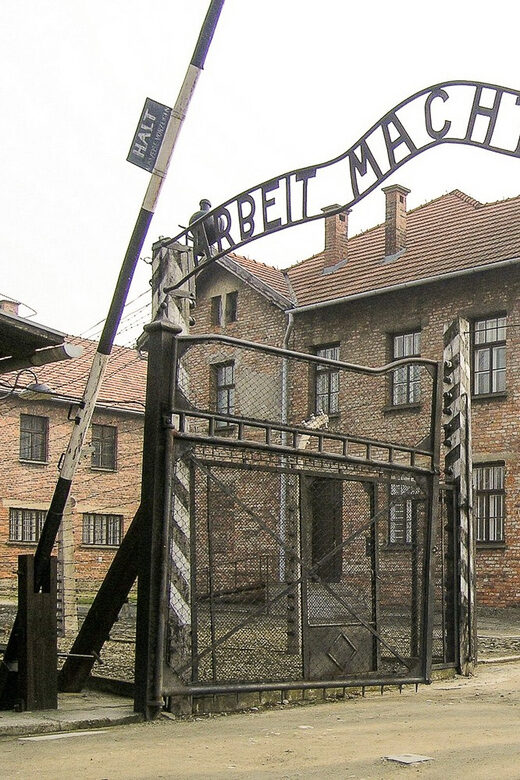 Krakow: Auschwitz-Birkenau Guided Tour or Self-Guided Tour - The short coach transfer: a boundary between museum mode and landscape mode