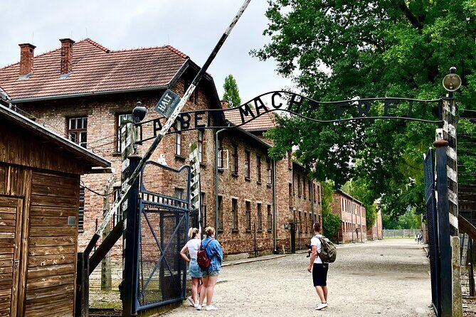 Krakow: Auschwitz - Birkenau Guided Tour with Private Transport - Door-to-Door Pickup From Krakow (and Why It Matters)