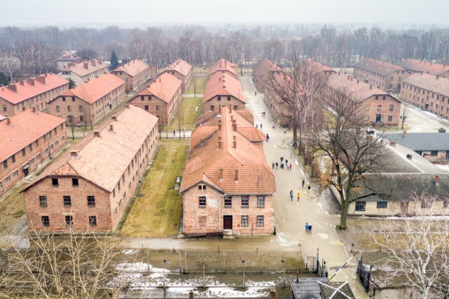 Krakow: Auschwitz Guided Tour with Pickup and Optional Lunch - Auschwitz I: why the buildings and artifacts hit so hard