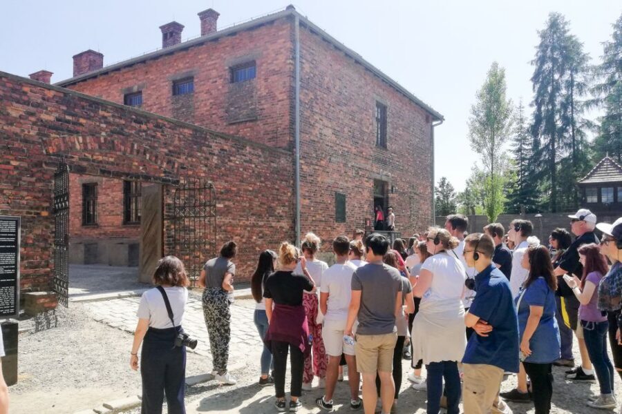 Krakow: Auschwitz Guided Tour with Pickup and Optional Lunch - Price and value: where the $54 really goes