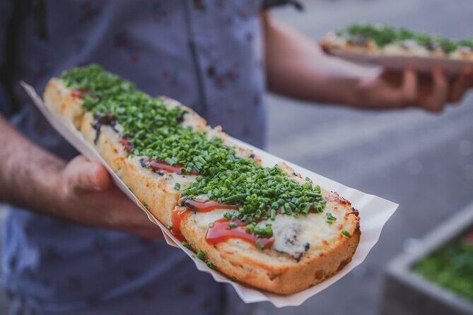 Krakow Authentic Food Tour Poland - Where you start: Ulica Krokodyli Pub & Cafe to get your bearings