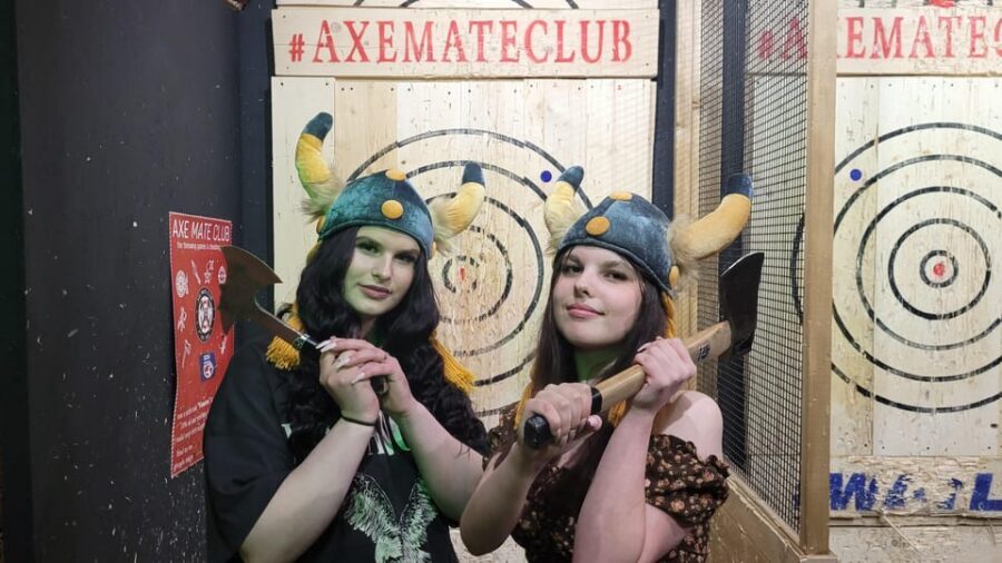 Krakow Axe Mate Club: Axe throwing, Tomahawks. WATL venue! - Price and what you get for $55 per group
