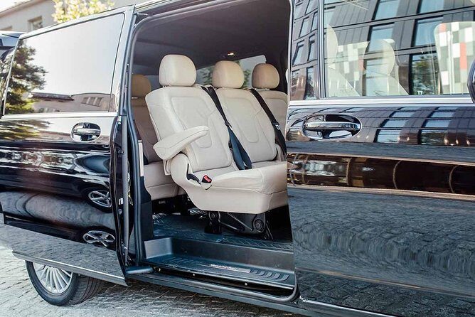 Krakow Balice Airport Shuttle Bus - Finding Your Driver at Balice Airport (No Guesswork)