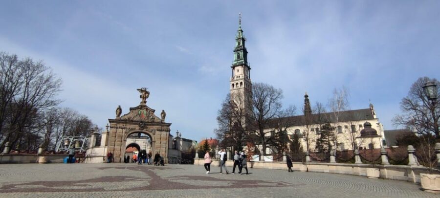 Krakow: Black Madonna Sanctuary of Czestochowa - Guided Tour - The 1.5-Hour Guided Sanctuary Visit: A Clear, Efficient Route