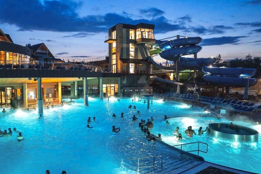 Krakow: Chocholowskie Baths with Ticket and Transportation - What you’ll do during the return ride (and why guides matter)