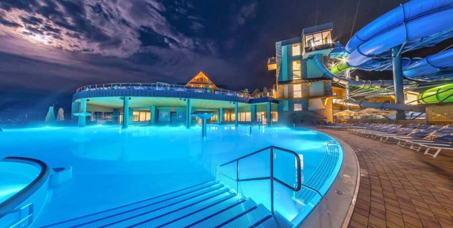 Krakow: Chocholowskie Thermal Baths Evening Ticket - Key things to know before you go