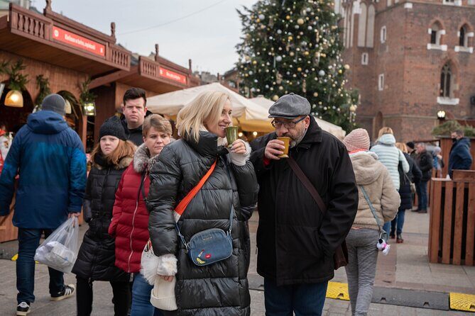 Krakow Christmas Market Immersive Tour - Rynek Główny: the Main Square that used to trade all year