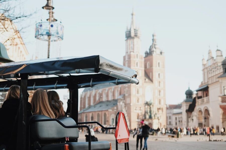 Krakow: City Sightseeing Tour by Golf Cart - Old Town viewpoints: Barbakan, Matejko Square, St. Florian, and Planty Park