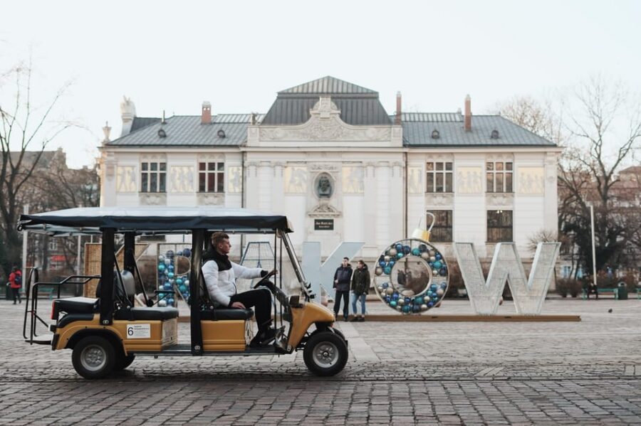 Krakow: City Sightseeing Tour by Golf Cart - Podgórze and the former ghetto sites: what this route does well