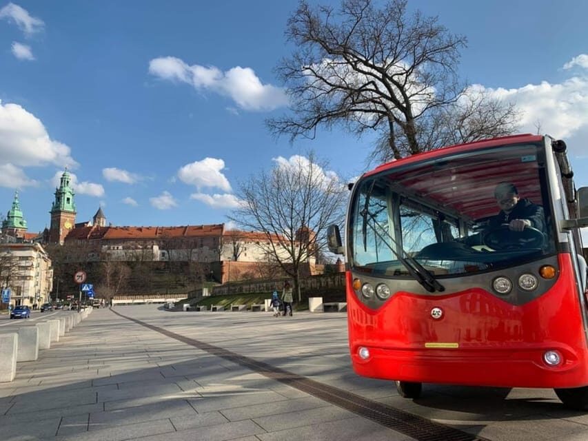 Krakow: City Sightseeing Tour by Shared or Private Golf Cart - Route highlights: from Planty Park to the Jewish Quarter and Podgórze