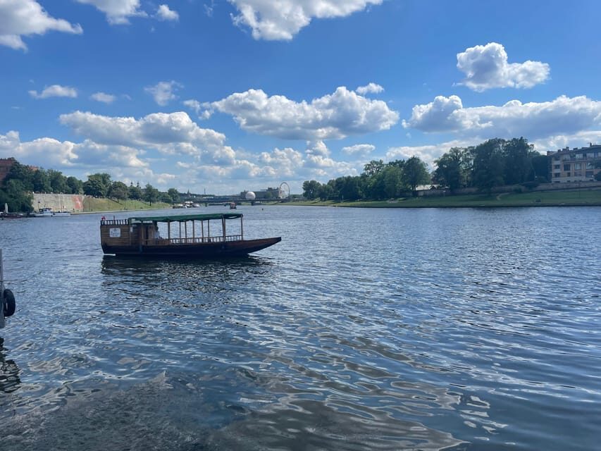 Krakow: Evening or Night Gondola Cruise - Comfort, timing, and that one-hour reality check