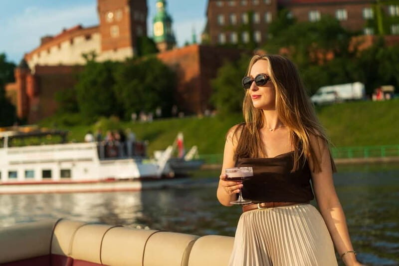 Krakow: Evening or Night Sightseeing Cruise - A Quick Night Cruise on the Vistula: Why 50 Minutes Works