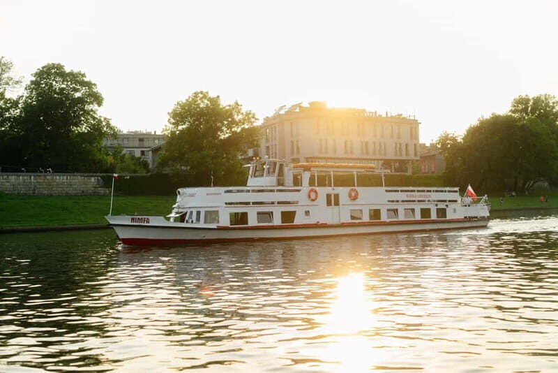 Krakow: Evening or Night Sightseeing Cruise - Nimfa vs Orka: How the Boat Setup Changes Your View