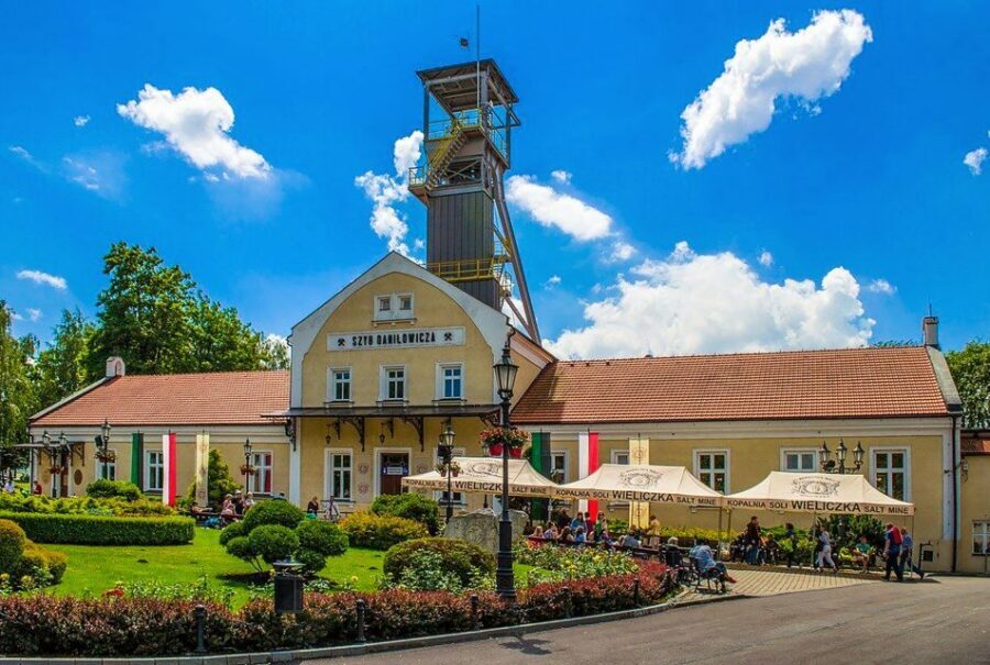 Krakow: Full-Day Auschwitz-Birkenau & Salt Mine Guided Tour - Wieliczka Salt Mine: Underground Sights That Feel Like Another World