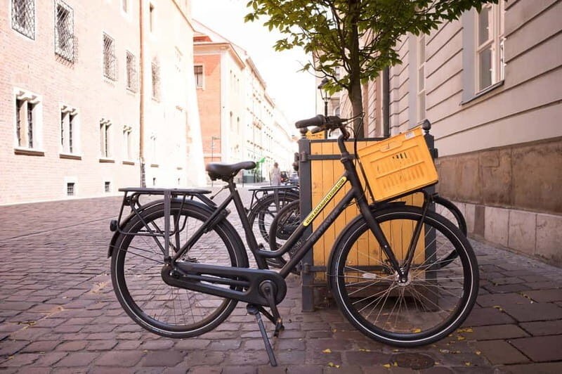 Krakow: Full-Day Bike Rental - Pedaling Through the WWII Ghetto Area and Kazimierz Streets