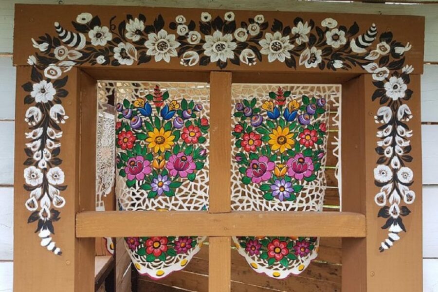 Krakow: Guided Day Tour of Zalipie Village & Museum Entry - Who should book: Zalipie is great for these travel styles