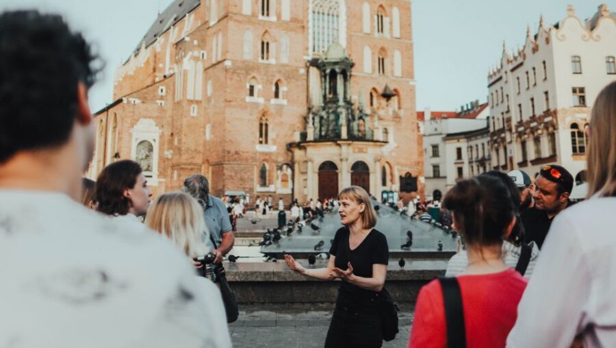 Krakow: Guided Old Town Tour - Storytelling pace and what to wear in real Krakow weather