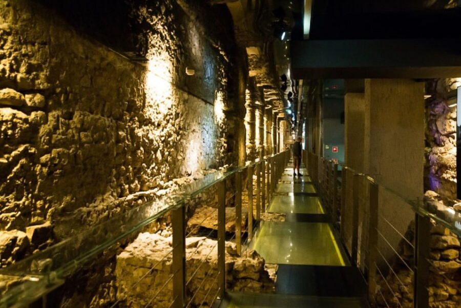 Krakow: Guided Tour of Rynek Underground - The underground reserve under Main Market Square