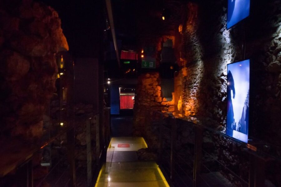 Krakow: Guided Tour of Rynek Underground - What your guide does (and why it matters)