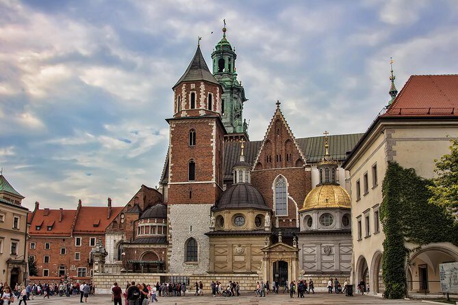 Krakow: Guided Tour of Wawel Castle & Cathedral - Is the $59 price fair value for Wawel Castle and Cathedral?