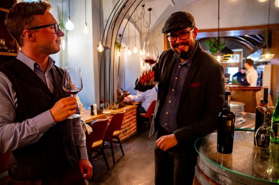 Krakow: Guided Wine Bar Tour with Tastings and Snacks - Key things to know before you go
