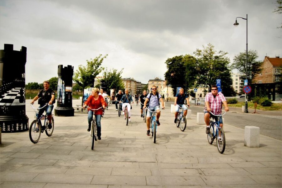 Krakow: Highlights of Krakow Bike Tour - Small Group - Bikes, helmets, and the small stuff that can affect your comfort