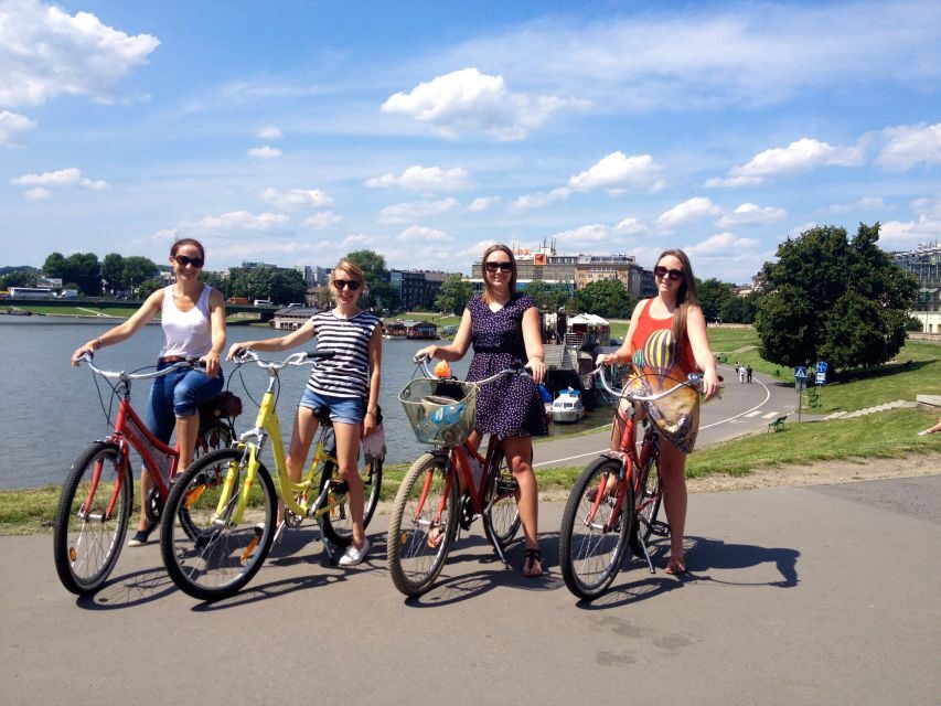Krakow: Highlights of Krakow Bike Tour - Small Group - Kazimierz in full: Szeroka Street, synagogues, and cemetery stops