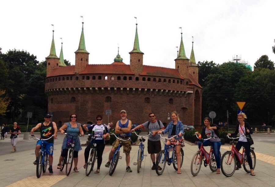Krakow: Highlights of Krakow Bike Tour - Small Group - Lunch break, breaks for photos, and how the pace feels