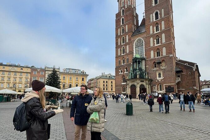 Krakow Highlights Tour: Local Tips, Food Spots & Must-See Places - Ulica Kanonicza: a street stop that helps the whole route click
