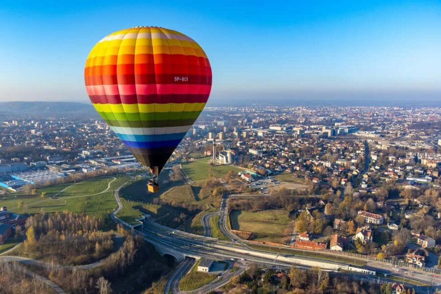 Kraków: Hot Air Balloon Exclusive Tour with Champagne - The One-Hour Flight: Views, Photos, and That Quiet Awe