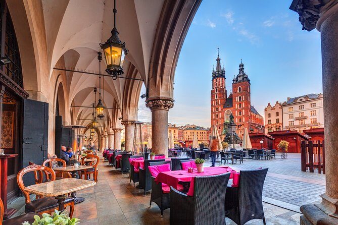 Krakow in a Day: City Tour by Electric Car - Electric cars in Krakow: what the ride is really like