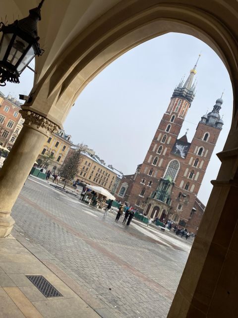 Kraków in a nutshell - walking tour - Fast Old Town Orientation: Florian Gate to Wawel Hill