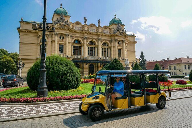 Krakow in One Day: City Tour by Electric Car - Meeting at plac Jana Matejki 3 (and staying centered)