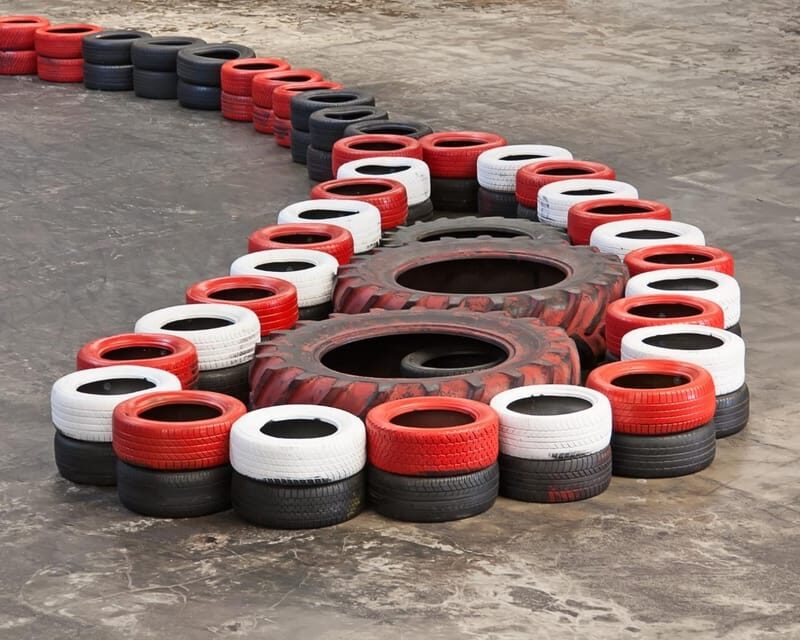 Krakow: Indoor Go-Karting (24-Minute Races) - Key things you’ll notice right away