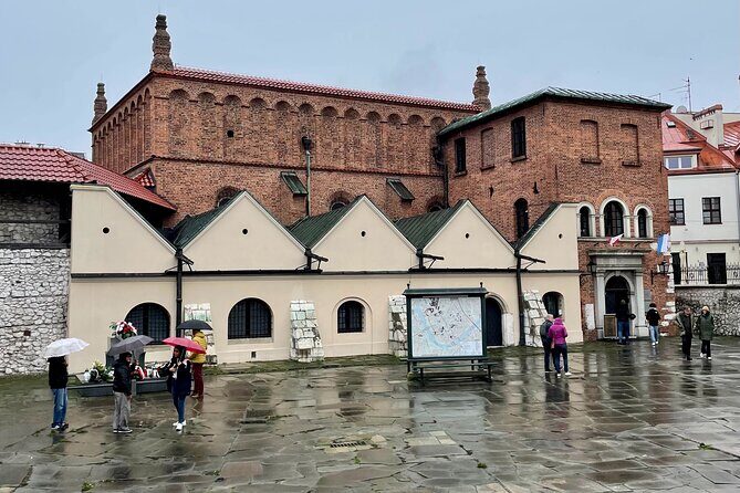 Krakow Jewish Ghetto and Quarter Audio Guided Walking Tour - Key highlights you will actually feel on the route